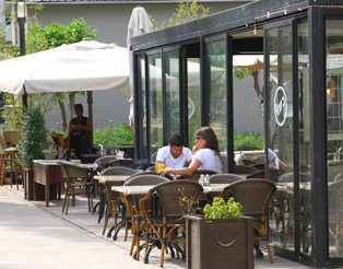 Paradiso Cafe Sarona - Outdoors
